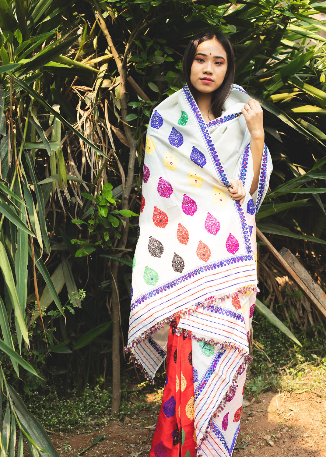 Satrangi Pearly White Kesa Paat Silk Mekhela Sador