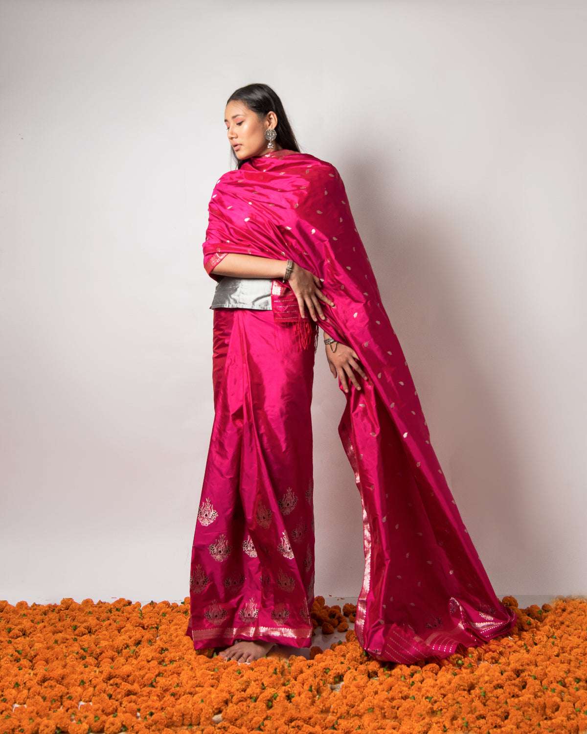 Kumkum Lush Pink-Silver Paat Silk Mekhela Sador