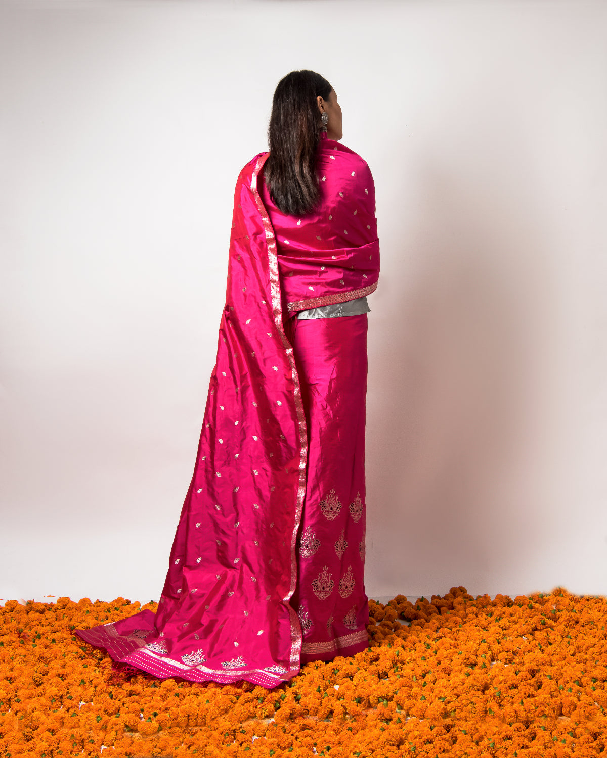 Kumkum Lush Pink-Silver Paat Silk Mekhela Sador