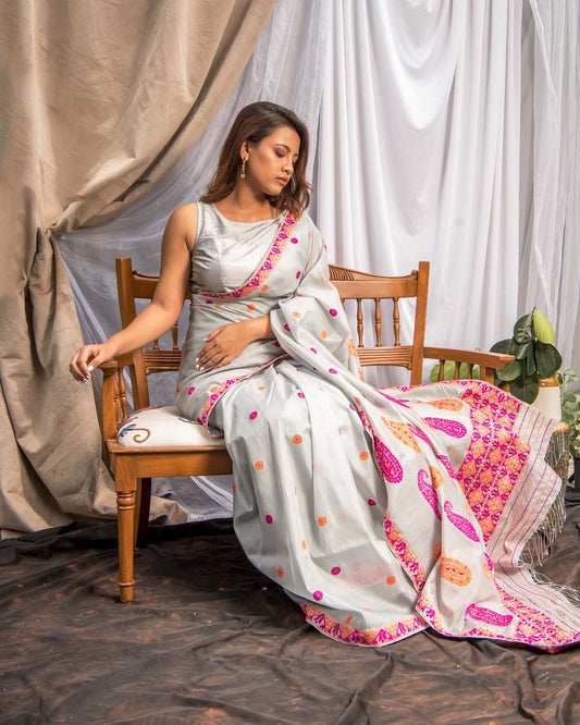 Ayana Silvery-Grey Kesa Paat Silk Saree