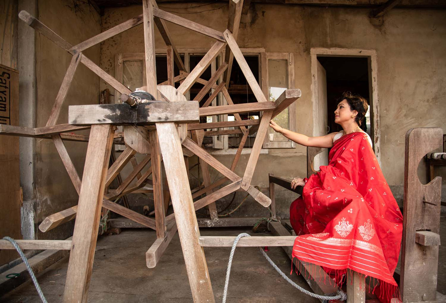 Laal Red Paat Silk Mekhela Sador