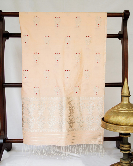 Aita Peech-Silver Paat Silk Mekhela Sador