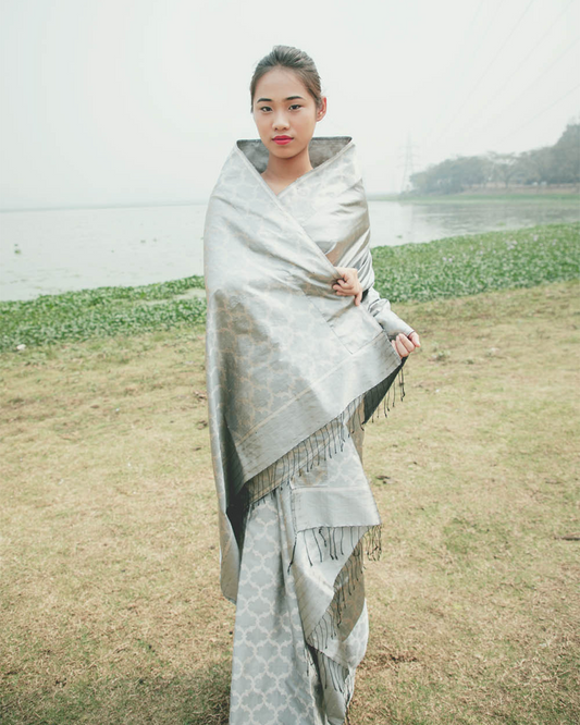 Tribhuj Silvery-Grey Paat Silk Mekhela Sador