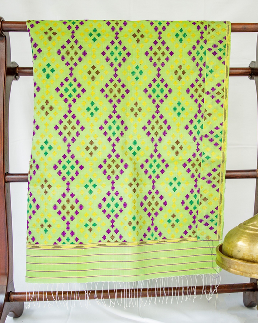 Karigari Parrot Green Kesa Paat Silk Saree