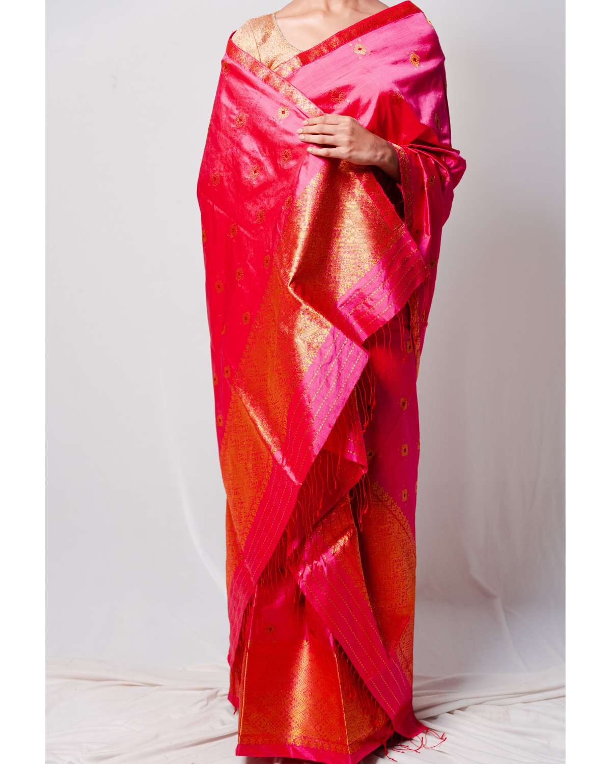 Rasa Pink-Gold Paat Silk Mekhela Sador