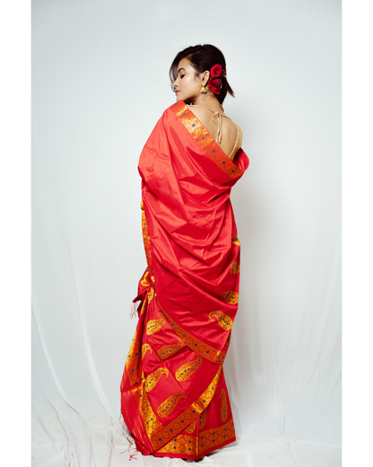 Kamakshi Lush Red-Gold Paat Silk Mekhela Sador