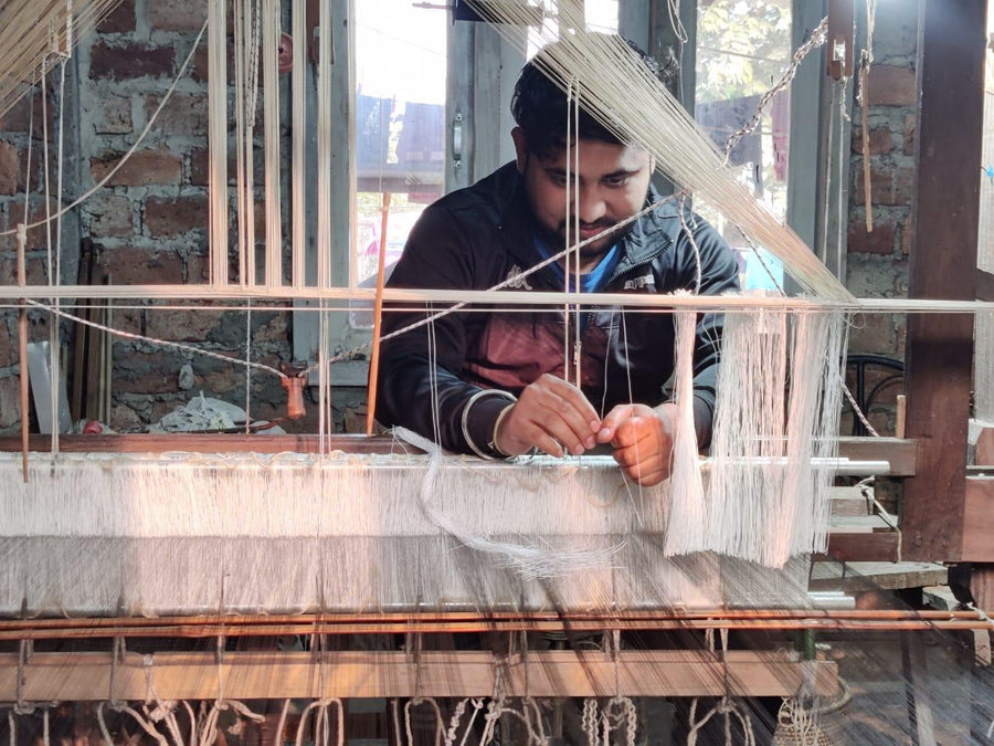 Maaju, weaver at Sereki