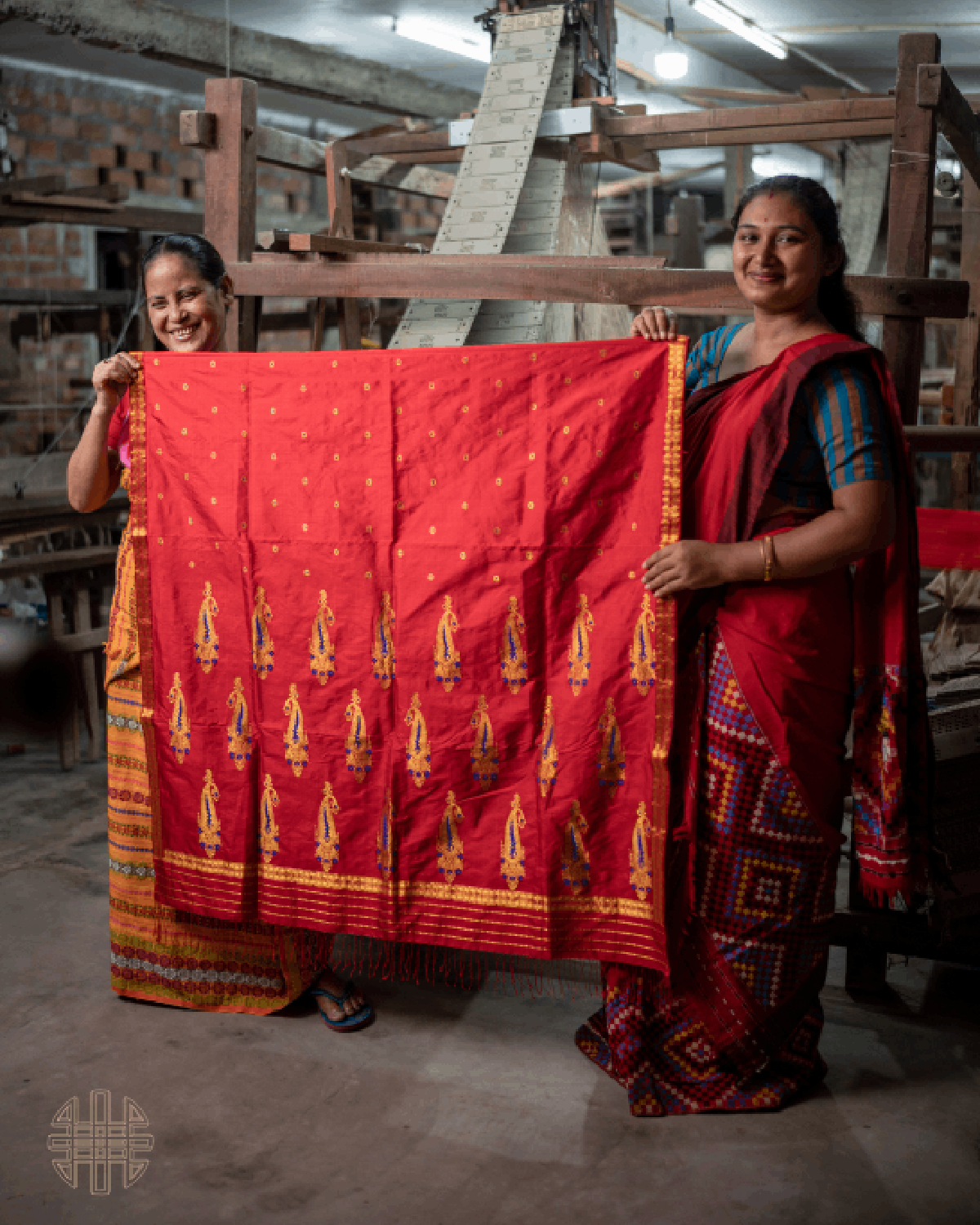 Adi Paat Silk Mekhela Sador