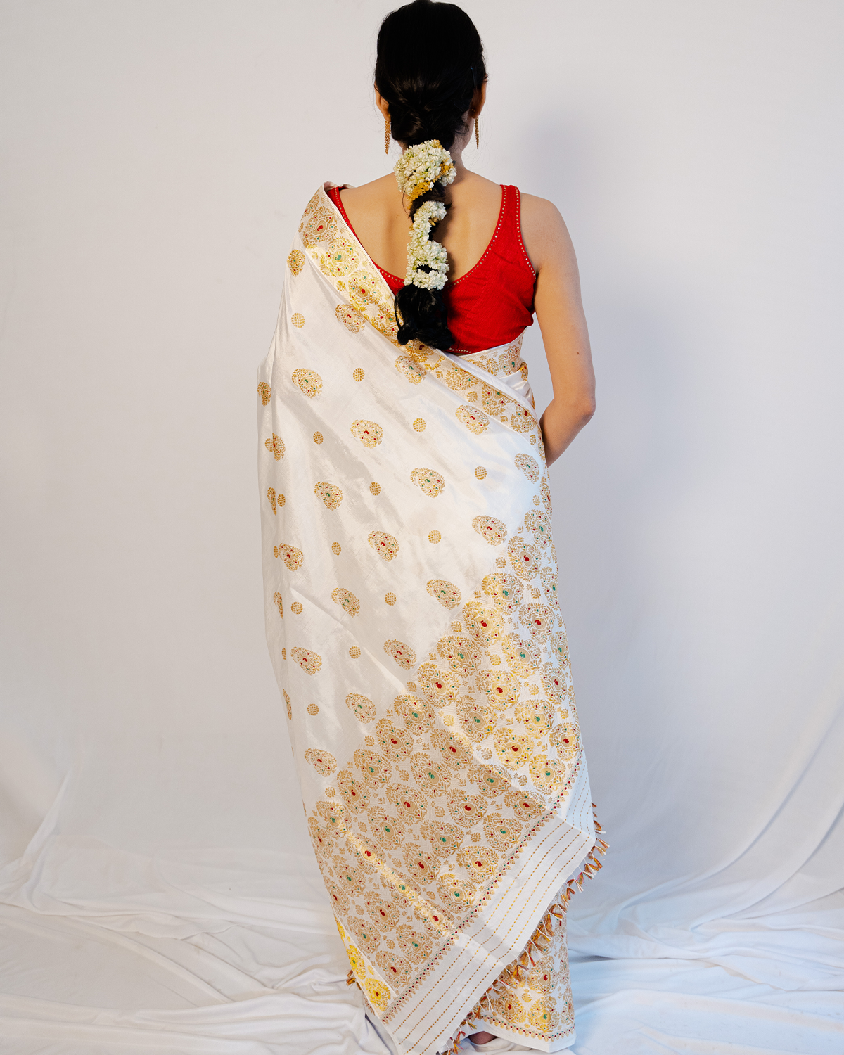 Amaroop Rich White-Gold Paat Silk Wedding Mekhela Sador