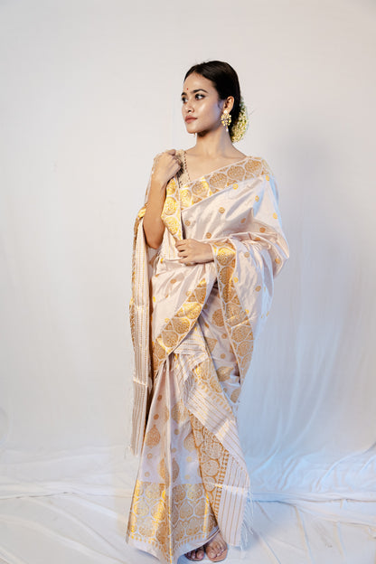 Tripurasundari Pearl White- Gold Paat Silk Mekhela Sador
