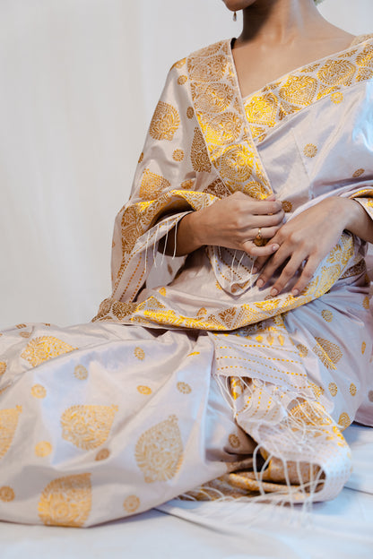Tripurasundari Pearl White- Gold Paat Silk Mekhela Sador