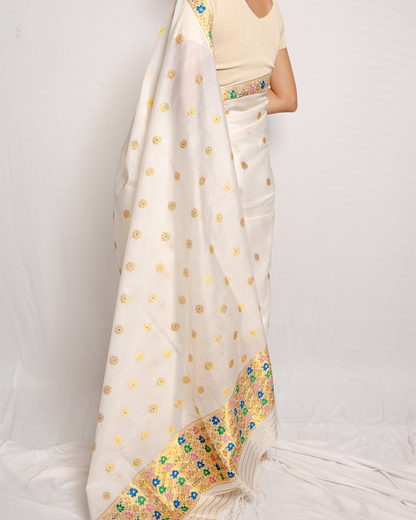 Nysha Pearl White-Gold  Kesa Paat Silk Saree