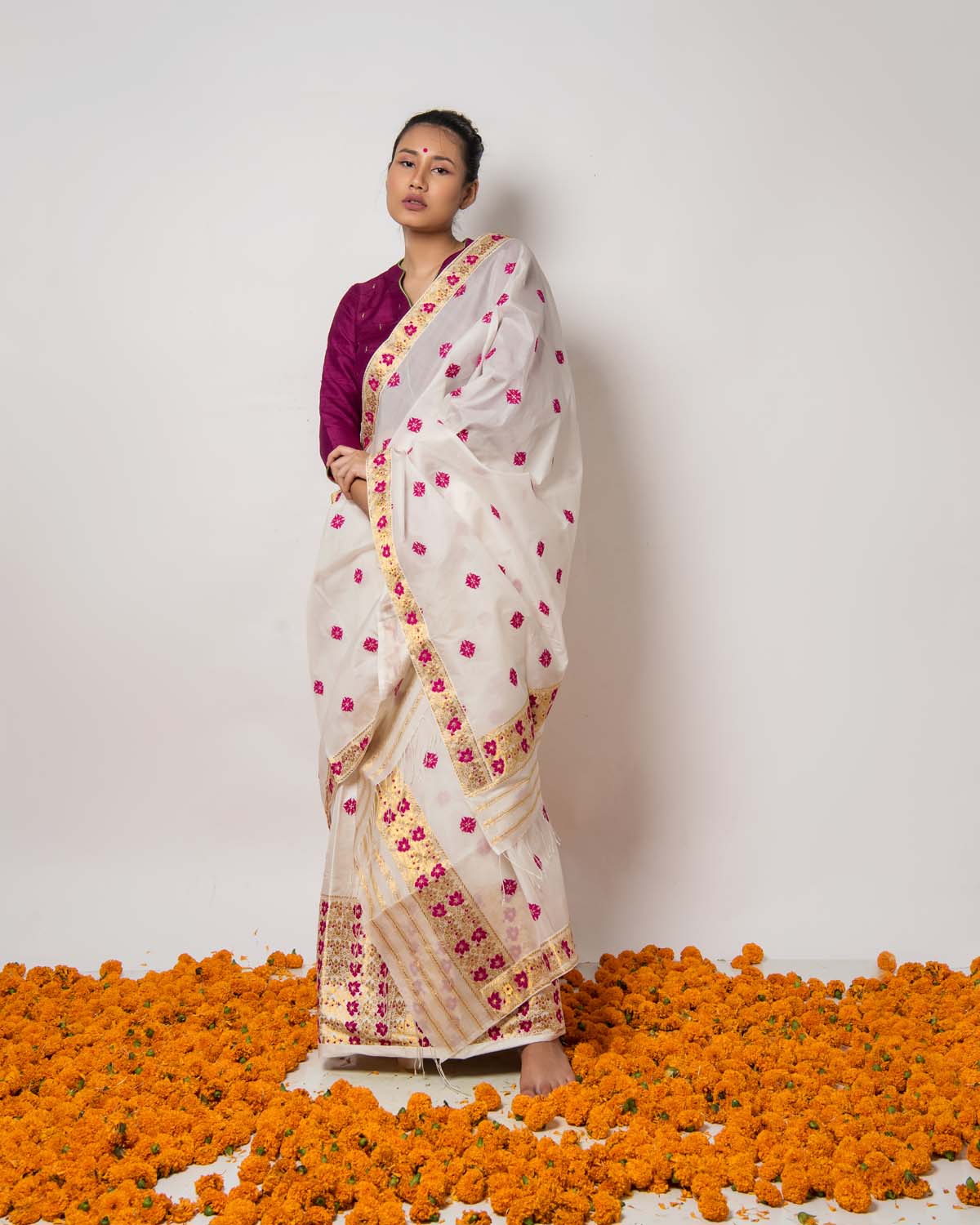 Bhrahmini White-Pink Kesa Paat Silk Mekhela Sador
