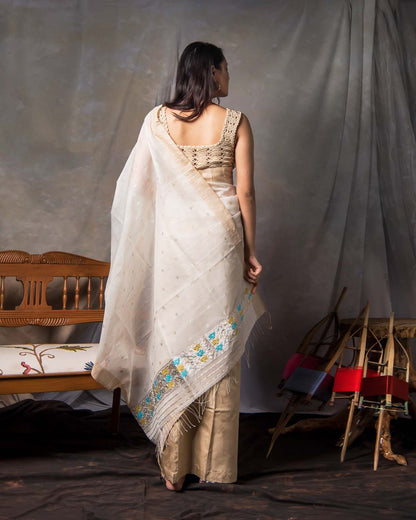 Anika White-Brown Kesa Paat Silk Sador