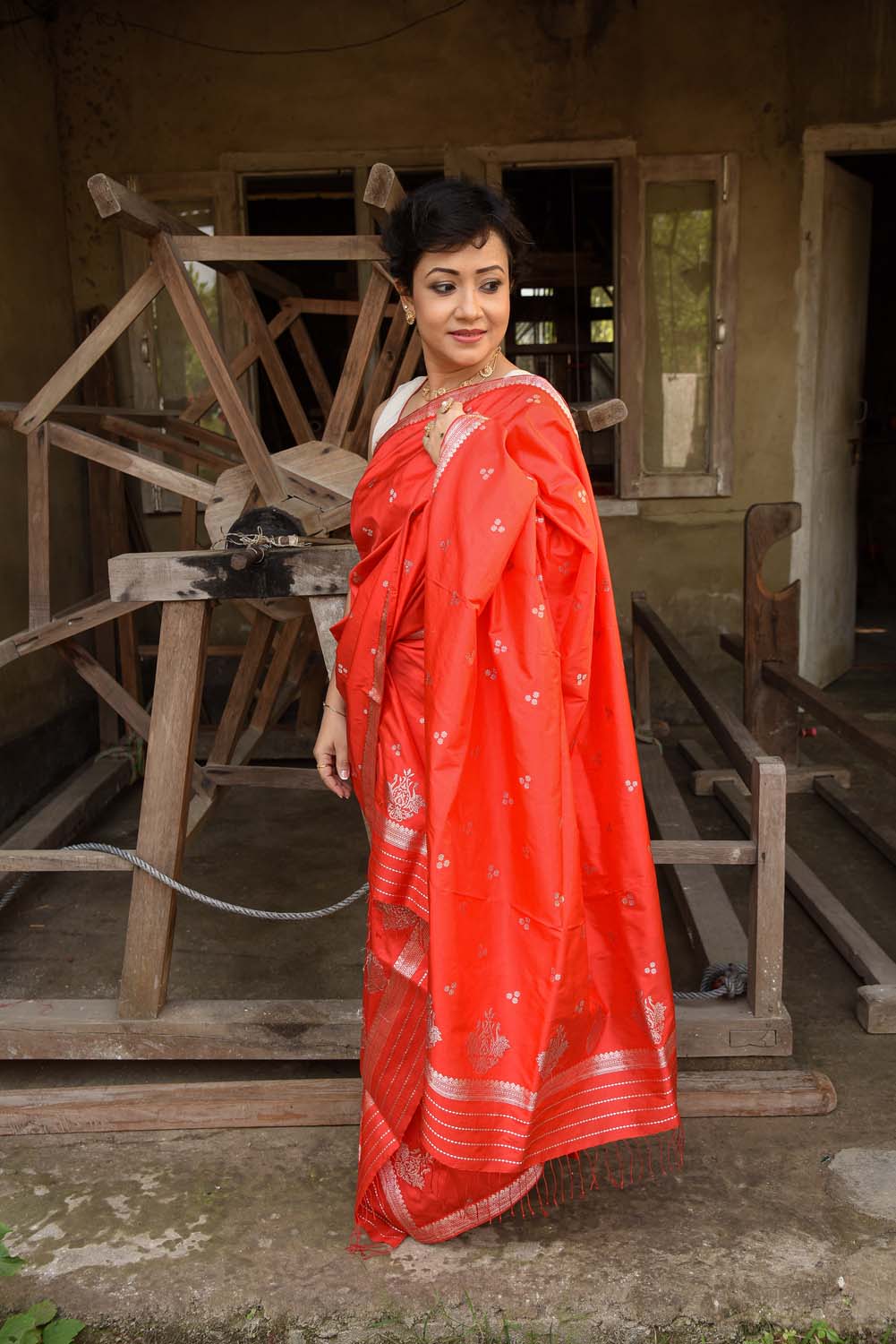 Laal Red Paat Silk Mekhela Sador