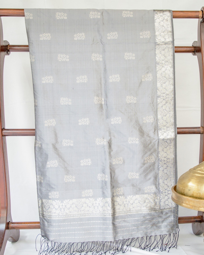 Sadhani Lava Grey-Silver Paat Silk Mekhela Sador