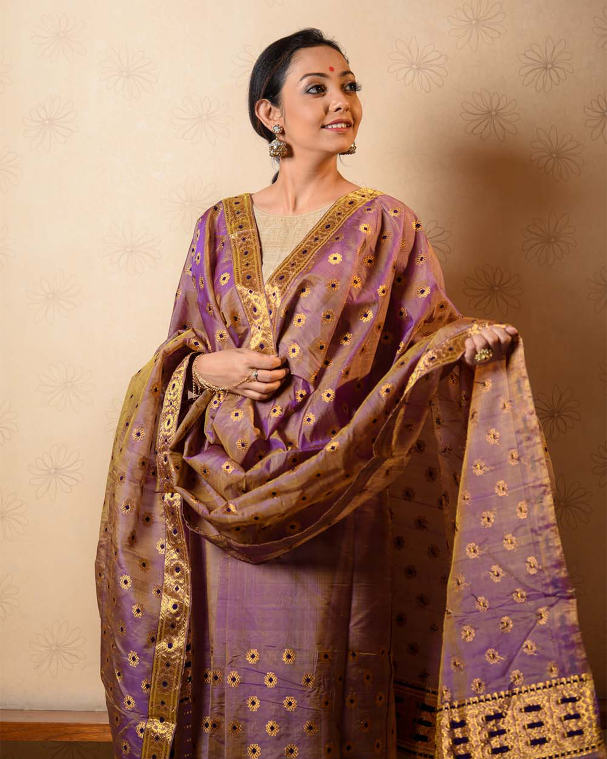 Sadhya Purple-Gold Kesa Paat Mekhela Sador